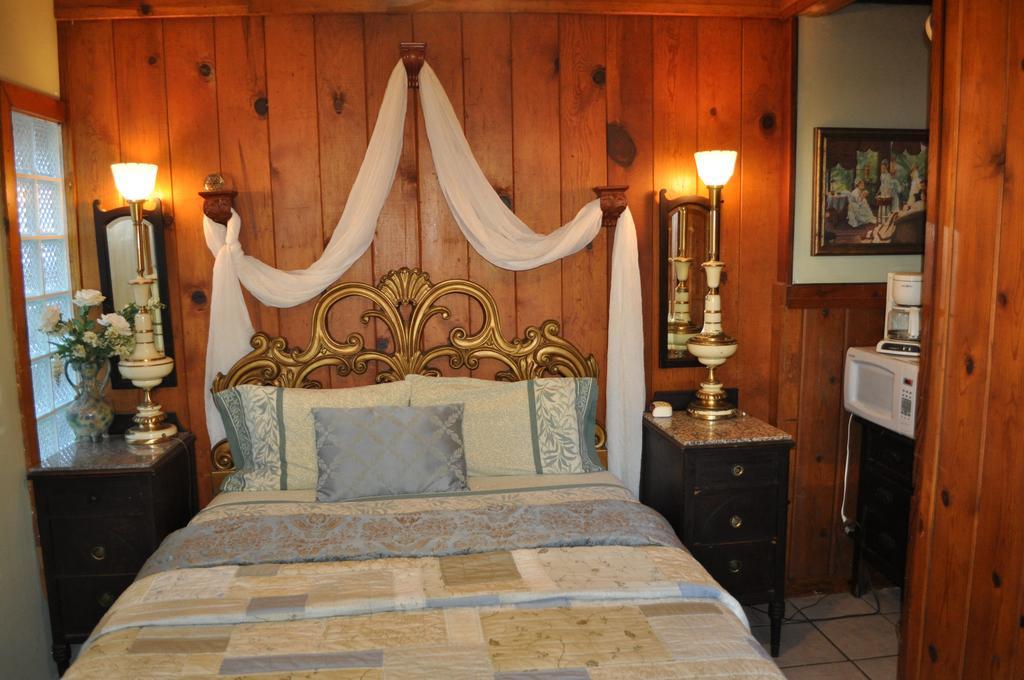 Pine Rose Inn Oakhurst Δωμάτιο φωτογραφία